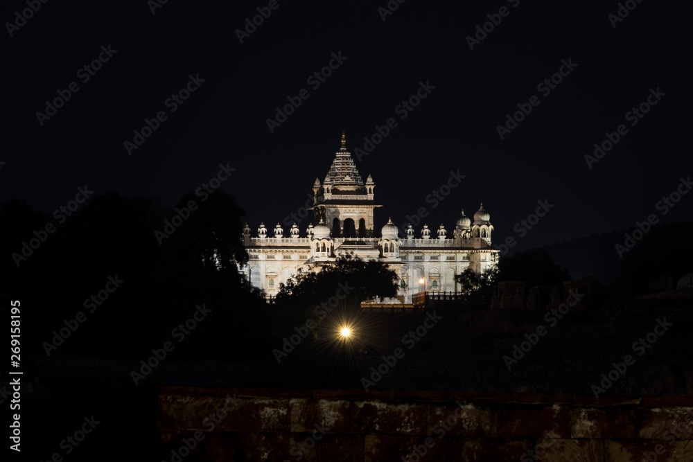 Fototapeta premium White palace in Jodhpur at night