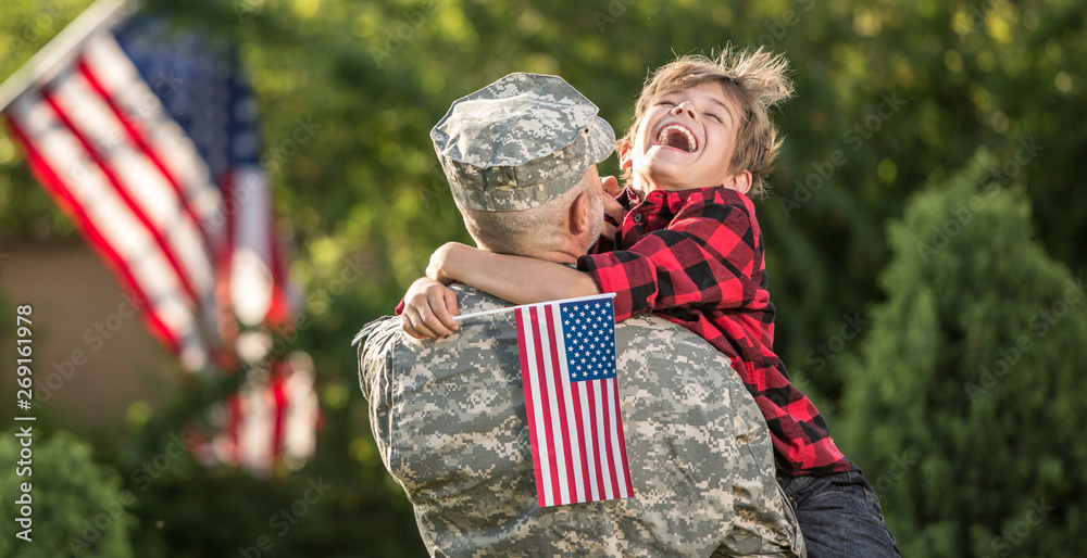 Happy reunion of soldier with family outdoors - obrazy, fototapety, plakaty 