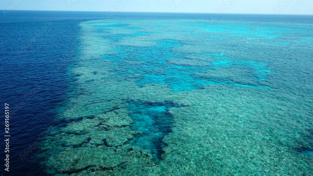 空撮　サンゴ礁