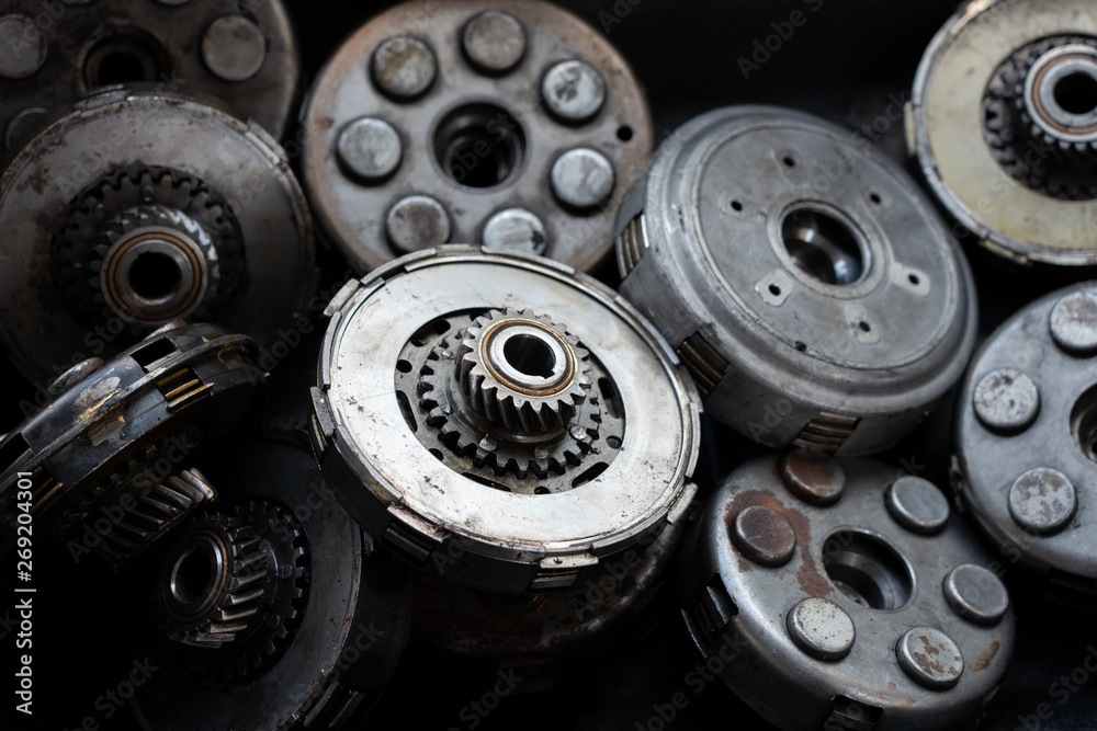 clutch and flywheel part for mechanism of transmission clutch and flywheel part for mechanism of transmission