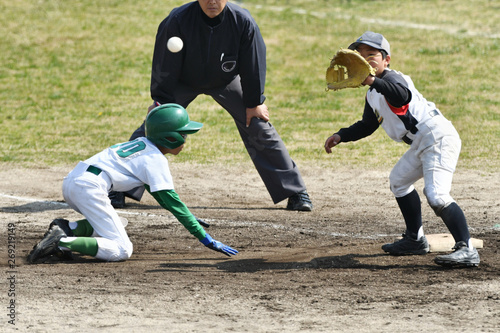少年野球の試合