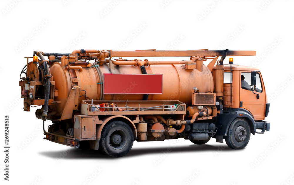 Truck for sewer cleaning