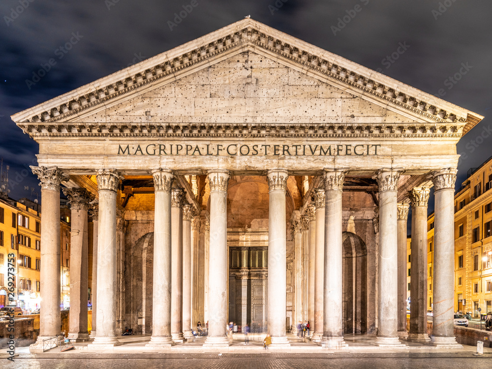 Pantheon - former Roman temple. Piazza della Rotonda by night, Rome, Italy Pantheon - former Roman temple. Piazza della Rotonda by night, Rome, Italy