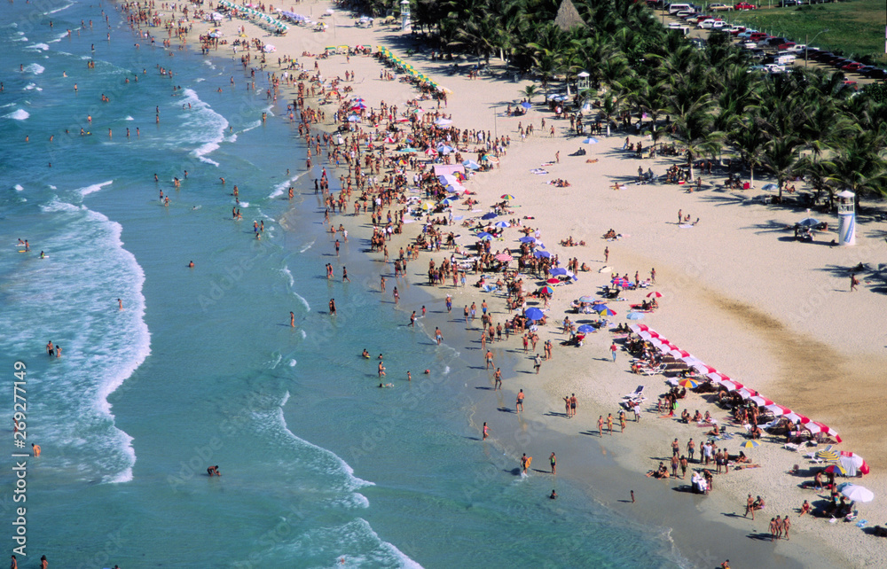 playa agua,isla margarita,venezuela.