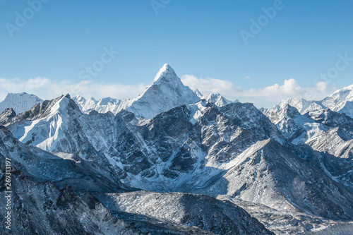 Fotomurale Ama Dablam in the distance