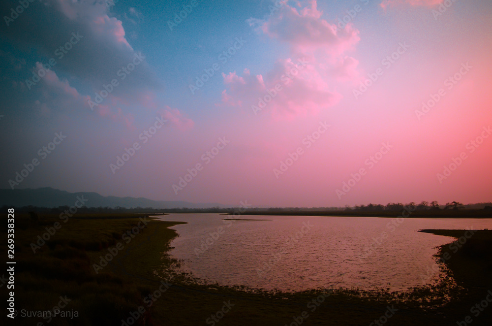 Fototapeta premium sunset on the lake