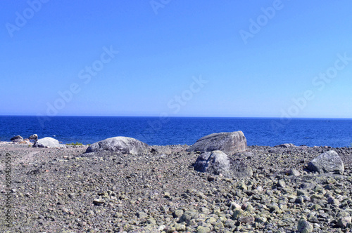Fototapeta Naklejka Na Ścianę i Meble -  Rocks by the coast in Sweden