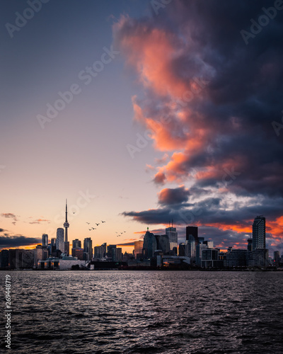 Canvas Print Sunset City Skyline Skyscraper Architecture with Beautiful Colour in Toronto Ont