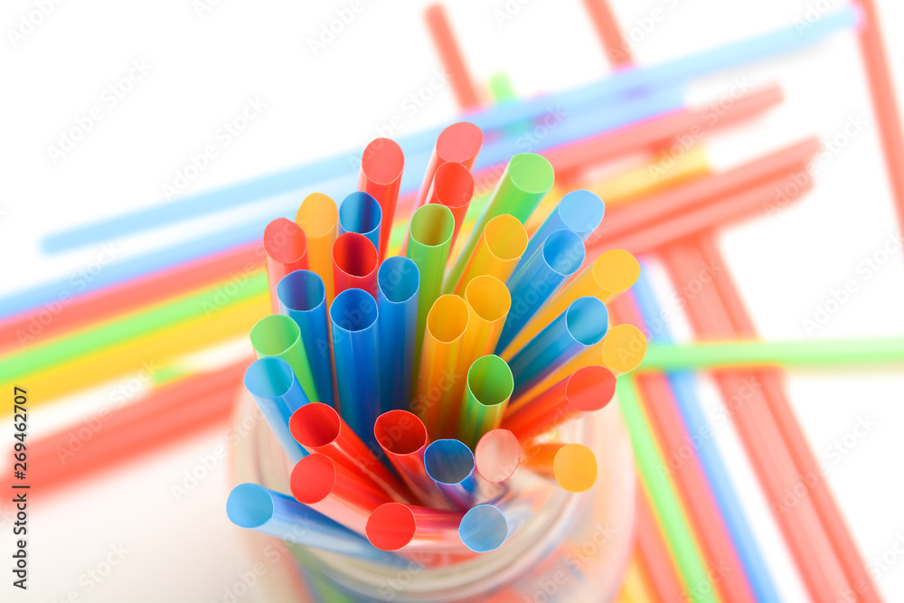 Plastic drinking straws, Single use plastic straw