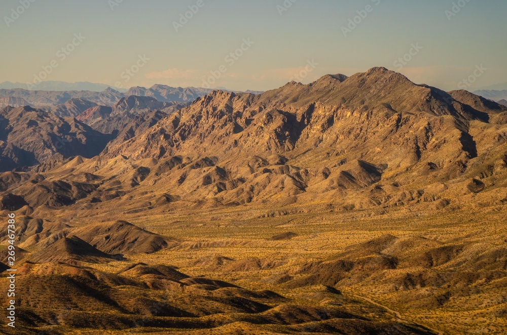 Naklejka premium desert mountains