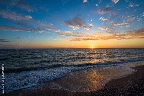 Fototapeta Naklejka Na Ścianę i Meble -  sunset view of the sea