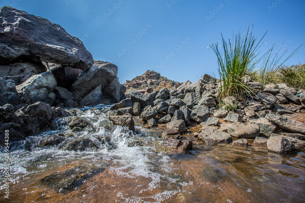 Fototapeta premium rocks in a river
