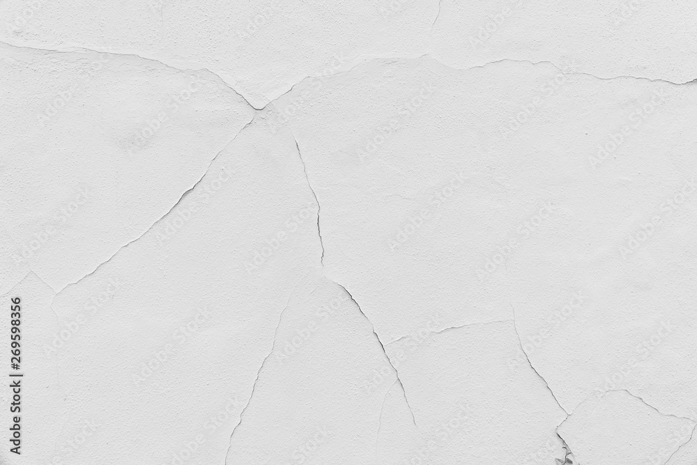 Obraz premium Cracked white wall texture background