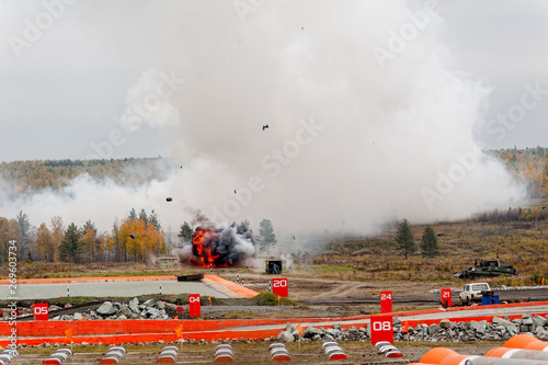 Explosion of thermite bomb from Solncepek launcher photo