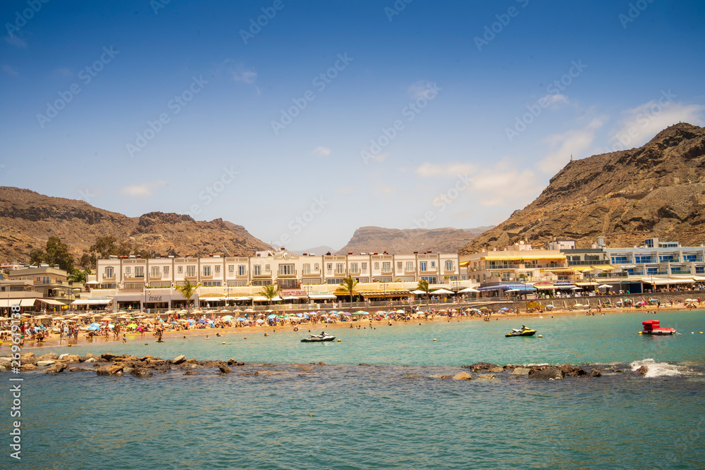 Fototapeta premium views from the beach of Mogan, Gran Canarias