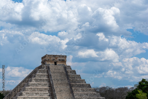 Mayan pyramid of Kukulcan El Castillo in Chichen Itza  Mexico