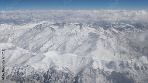 The snow covered mountains © Rahul