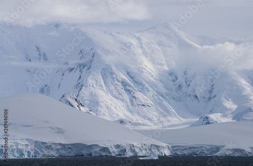Antarctica Glaciers © Betty Rong