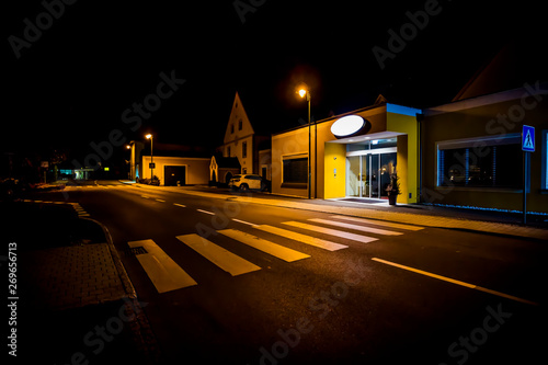 Nobody town street late at night © freebreath