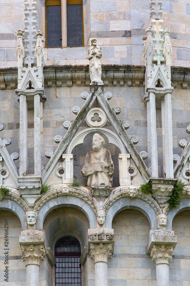 Pisa Baptistery of St. John, decorative details of facade, Pisa, Italy