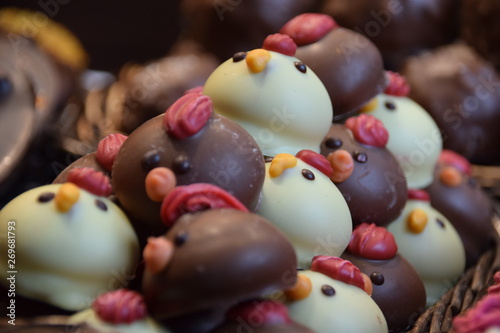 Les poules en chocolat  © lephotogaffeur