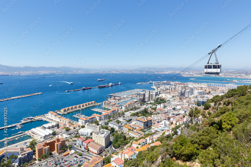 Φωτογραφία Gibraltar cable car cablecar port Mediterranean Sea travel traveling town overvi