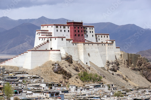 Samdrubtse Dzong fortress in Shigatse, Tibet. Traditional residence of the Panchen Lama