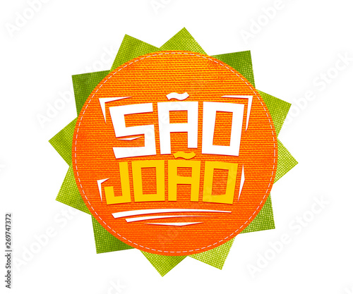 Festa Junina com bandeiras de fundo para varejo. Selo promocional 3d Brasil para festa de junho de cartão ou cartaz para férias. Selo São João e arraiá. Tipografia festiva photo