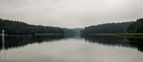 Fototapeta Naklejka Na Ścianę i Meble -  mist over the lake
