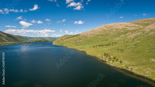 Khuisiin Naiman Lake