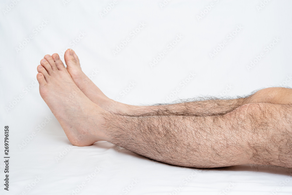 Fototapeta premium メンズ 脚脱毛 beforeイメージ