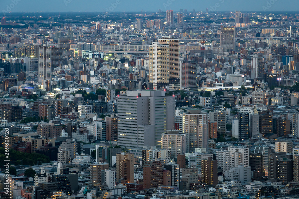 東京の都市風景　池袋から見るビル群１