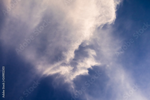 Fototapeta Naklejka Na Ścianę i Meble -  Beautiful Cloud and blue sky.