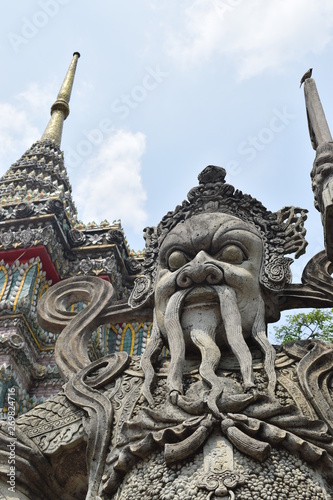 Wat Pho, Świątynia Leżącego Buddy, Bangkok, Tajlandia © Urszula