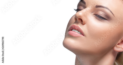 Slika na platnu Beautiful young woman portrait