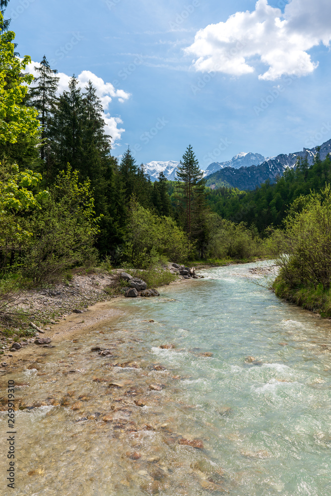 Wanderweg am Straneggbach in der Hetzau im Almtal Oberösterreich Wanderweg am Straneggbach in der Hetzau im Almtal Oberösterreich