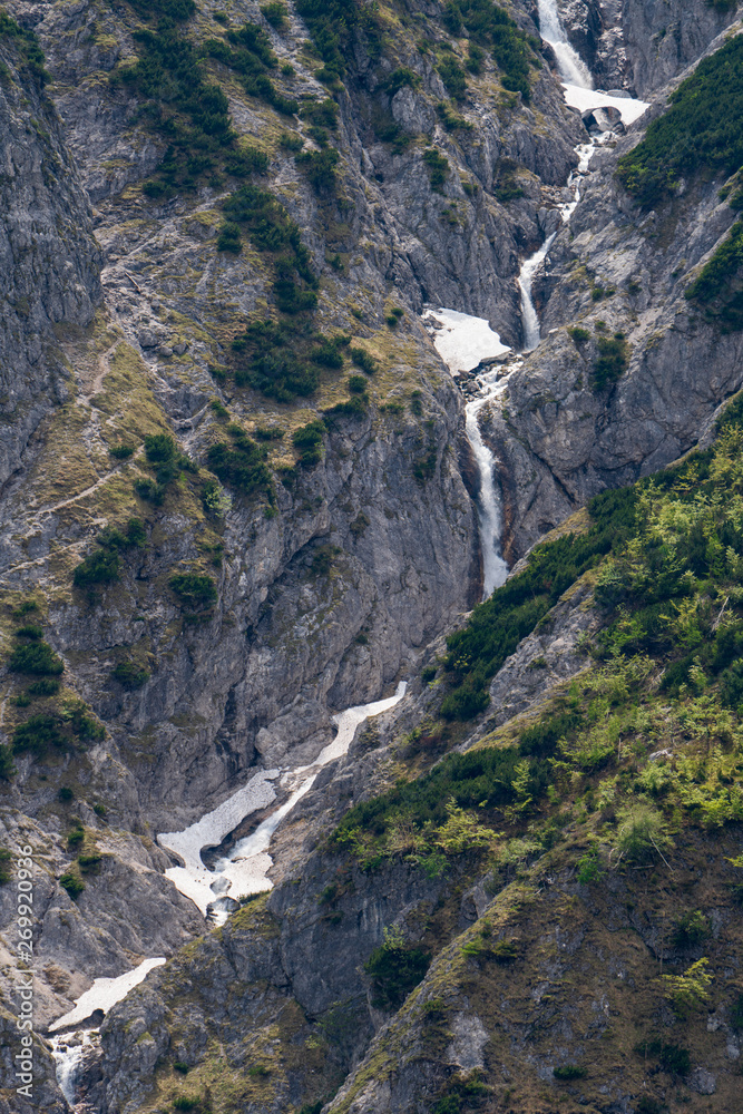 Schmelzwasser im Toten Gebirge Hetzau im Almtal