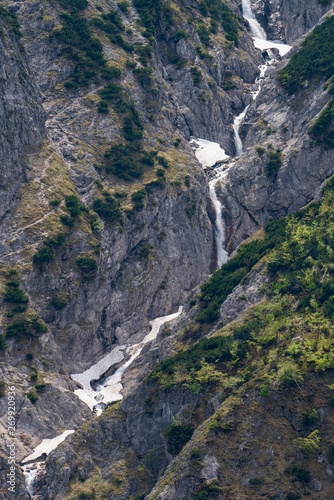 Schmelzwasser im Toten Gebirge Hetzau im Almtal