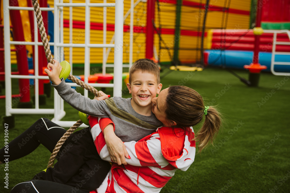 Obraz premium Child and mother in the playroom