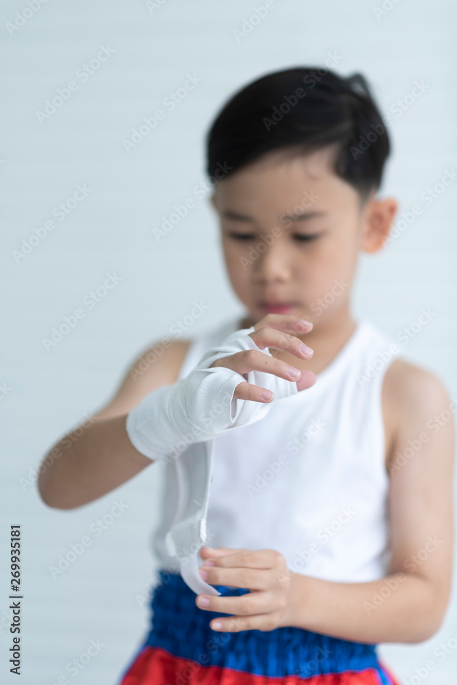 Boys are preparing to learn Muay Thai sports. Boys are preparing to learn Muay Thai sports.