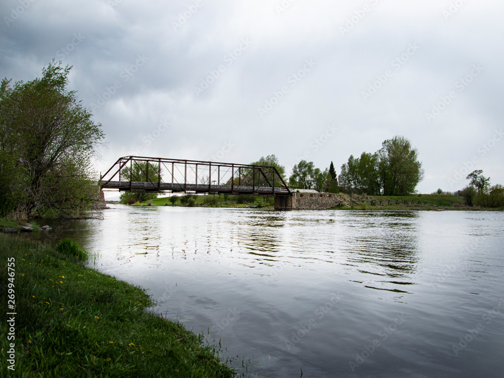 Obraz premium Fun Farm Bridge