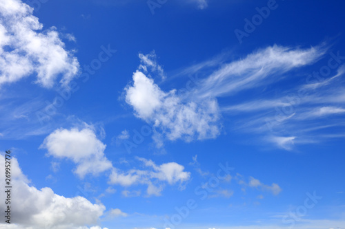 沖縄上空のさわやかな空