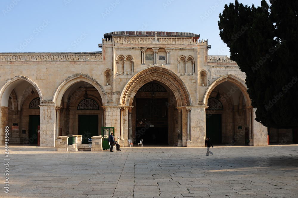 Mousque of Al-aqsa in Old Town