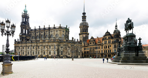 Dresden: Residenzschloss und Hofkirche © fine pics