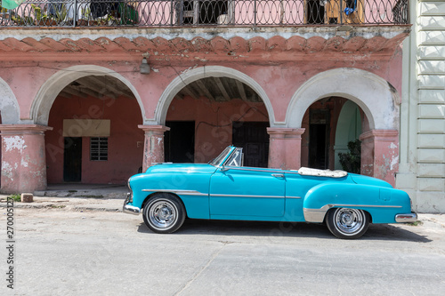 Oldtimer Cabrio in der Altstadt von Havanna, Kuba © Tilo Grellmann
