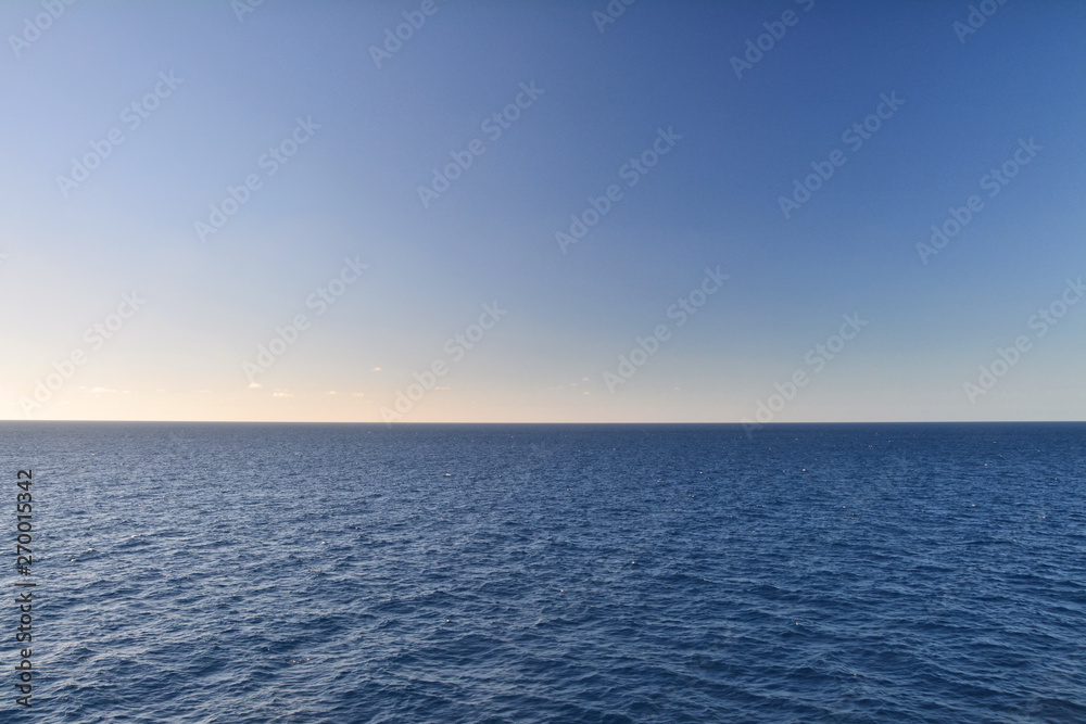 Fototapeta premium Peaceful ocean view.