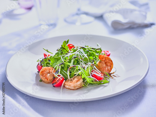 Wallpaper Mural salad shrimp Torontodigital.ca