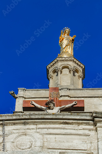 Gilded statue of Virgin Mar...
