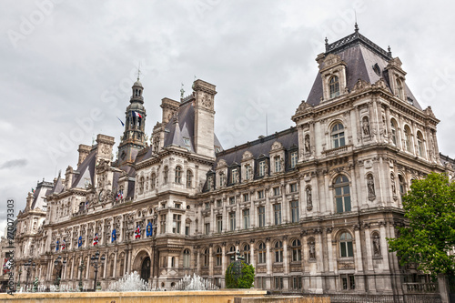 City hall of the XIX century. Paris © oleg_ru