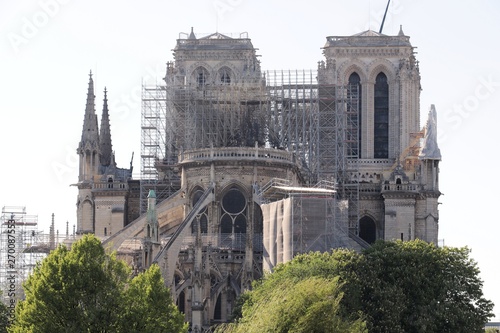 Paris cathedrale Notre Dame apres incendie photo